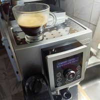 Кафеавтомат Делонги Капучино с кана, работи отлично и прави хубаво кафе с каймак и капучино , снимка 4 - Кафемашини - 42521408