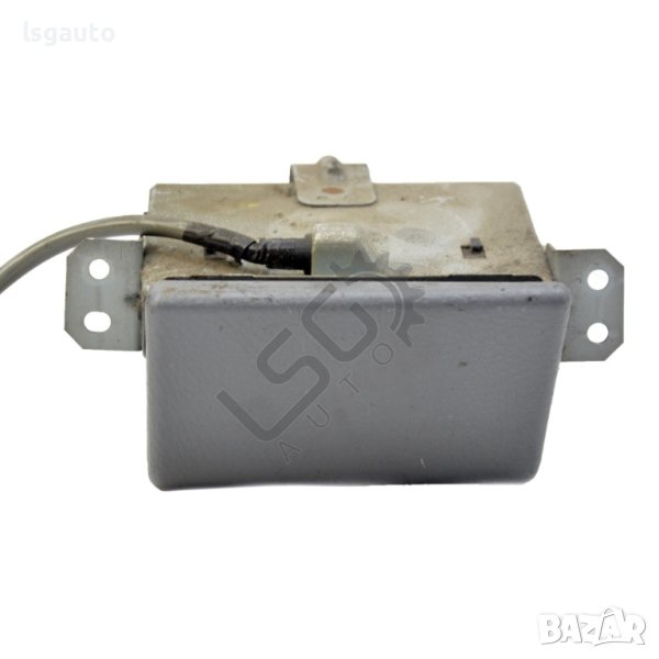 Пепелник Toyota Avensis Verso 2001-2009 ID:110094, снимка 1