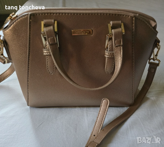 Златиста дамска чанта, снимка 1