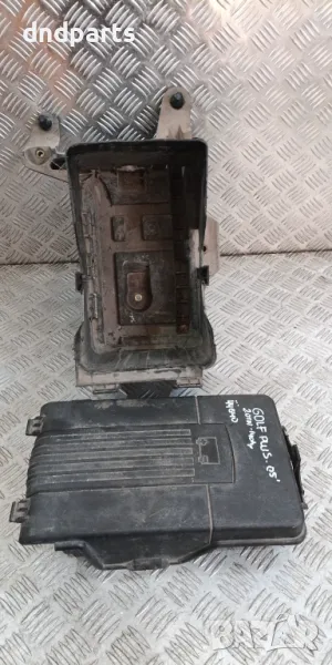 Кутия акумулатор VW Golf Plus 2.0TDI 16v 2005г.	, снимка 1