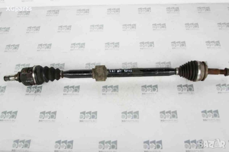 Полуоска предна дясна за Toyota Auris 1.6i 124к.с. (2006-2012), снимка 1