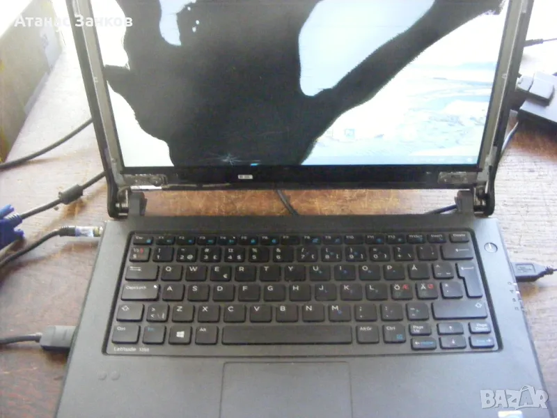 Работещ лаптоп за части Dell Latitude 3350, снимка 1