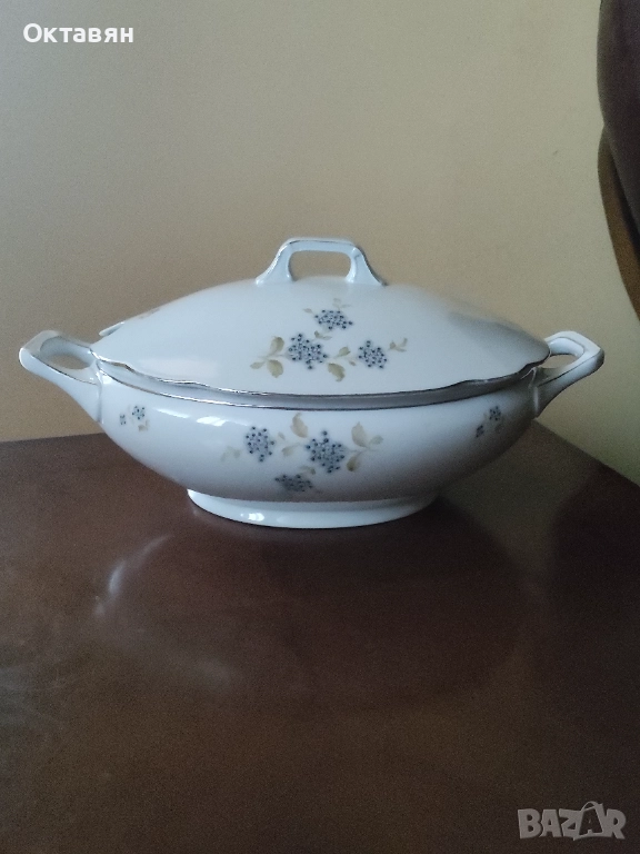 Порцеланов супник, снимка 1