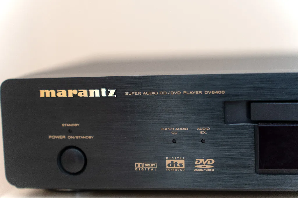Marantz DV-6400 SACD DVD Player в Ресийвъри, усилватели