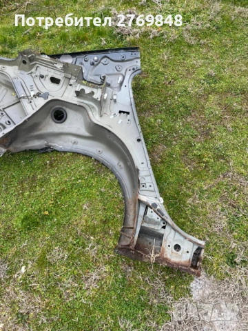 Заден ляв калник Тойота Авенсис Т27 седан Toyota Avensis T27, снимка 9 - Части - 53870799