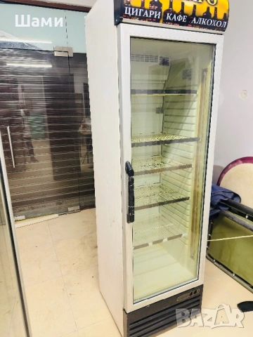 Хладилна витрина, снимка 2 - Витрини - 53571723