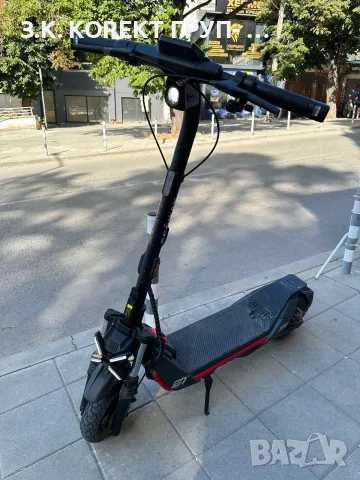 Електрически скутер SEGWAY KICK SCOOTER ZT3 PRO – отлично състояние, снимка 2 - Велосипеди - 56002166