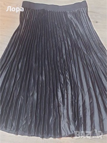 Дамска плисирана пола, снимка 2 - Поли - 39555348
