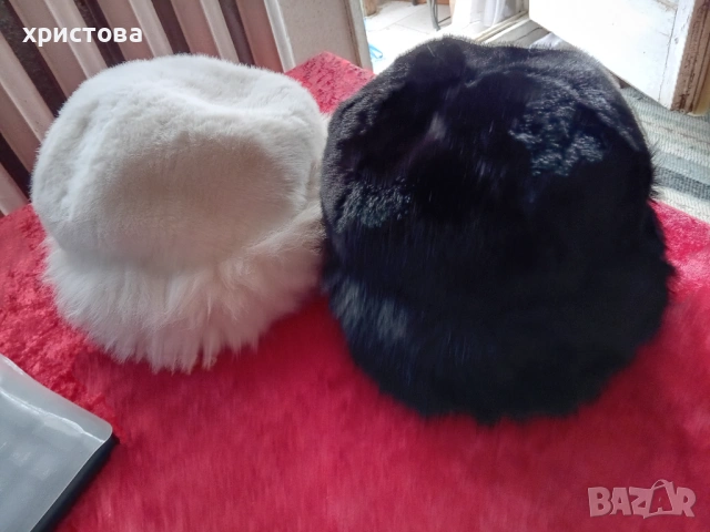 Зимни пухкави шапки, снимка 6 - Шапки - 52256533