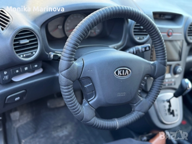 Kia carens, снимка 3 - Автомобили и джипове - 52289366