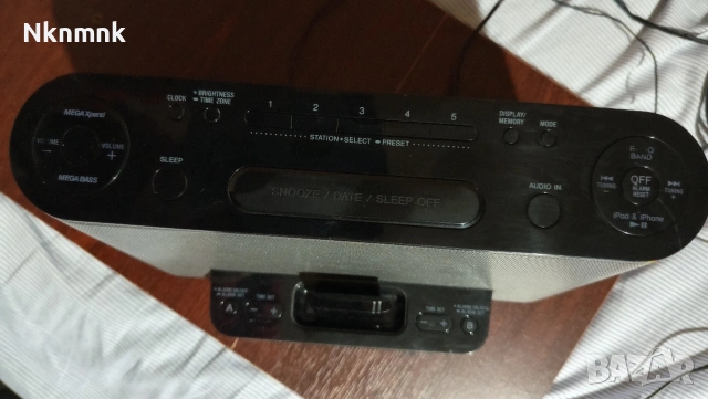 Док станция/радио часовник SONY, снимка 5 - Радиокасетофони, транзистори - 53851788