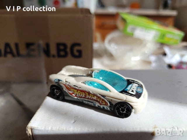 16 броя колички смесен лот Hot wheels , matchbox, Disney , снимка 10 - Колекции - 53464066