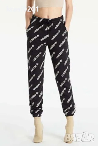 Оригинален екип на Адидас! XS/S, снимка 3 - Спортни екипи - 52572976