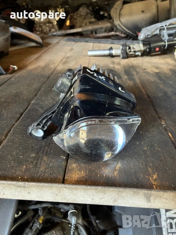 Леща за ляв Led фар Mercedes C-class W205. Проектор. 