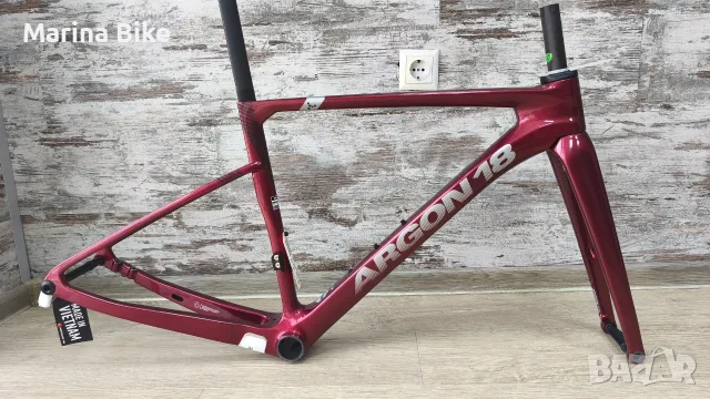 НОВИ карбонови шосейни рамки Argon 18 Sum Disc | XXS и XS, снимка 3 - Части за велосипеди - 56177076