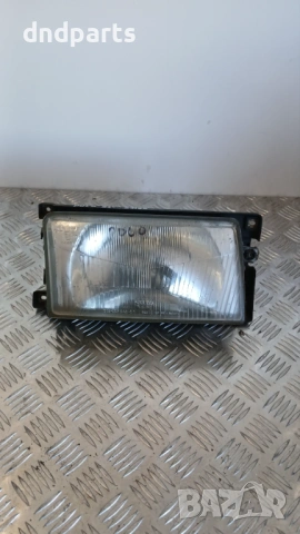 Десен фар VW Polo 1991г.