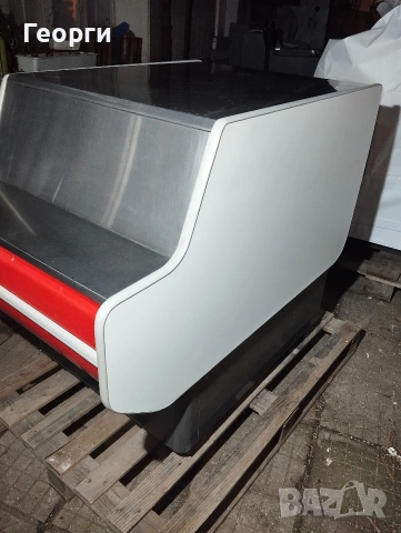 щанд каса , снимка 9 - Стелажи и щандове - 53040192