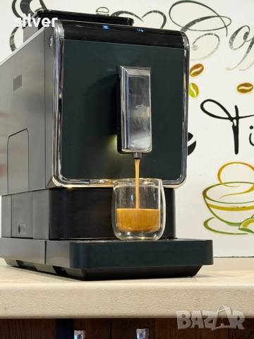 Кафемашина кафе автомат TCHİBO с гаранция, снимка 5 - Кафемашини - 52942512