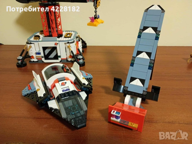 Lego City Space Base and Rocket Launchpad, снимка 8 - Конструктори - 53297537