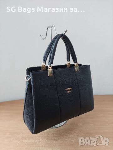 Guess дамска чанта през рамо код 239, снимка 5 - Чанти - 42905022