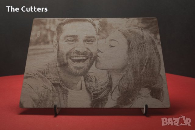 Гравирана снимка върху дърво, снимка 4 - Романтични подаръци - 35685434