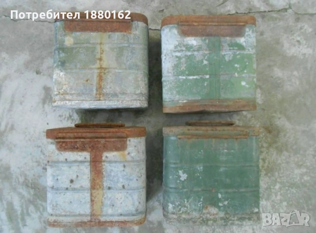 Военни стари метални кутии , снимка 3 - Антикварни и старинни предмети - 52231847