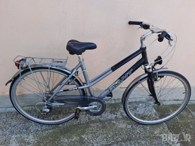 Градски велосипед Giant 28 цола , снимка 2 - Велосипеди - 53858518