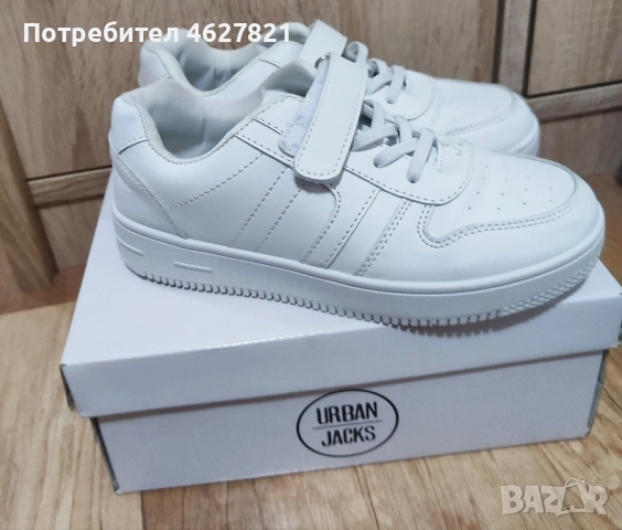 кецове за момиче номер 32, снимка 2 - Детски гуменки - 52302680