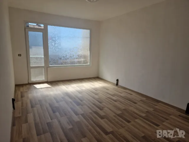 Продавам тристаен апартамент с гараж, снимка 11 - Апартаменти - 50021005