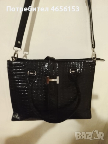 ДАМСКА ЧЕРНА ЧАНТА , снимка 3 - Чанти - 52862405
