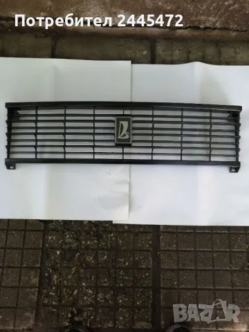 Декоративна решетка ВАЗ 2105 2104