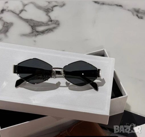 очила с калъф, кутия и ув защита celine 