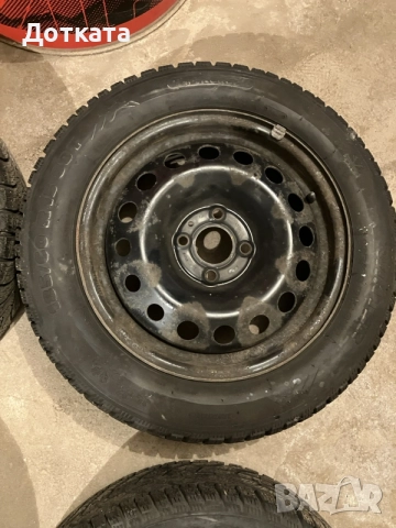 Зимни гуми с джанти 185/60/15, снимка 5 - Гуми и джанти - 56229956