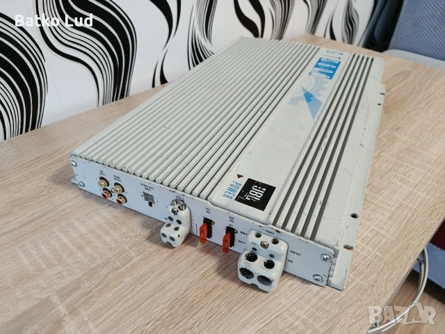 Усилвател Jbl GTS 600, снимка 4 - Ресийвъри, усилватели, смесителни пултове - 53725678