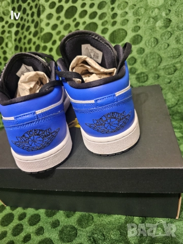 Мъжки кецове Nike Air Jordan 1 Low, снимка 3 - Кецове - 52355764