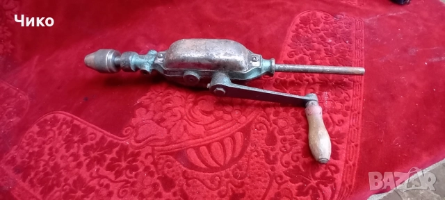 Здрава ръчна бормашина 