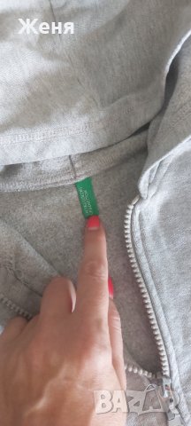 Детски суичър Benetton + тениска Waikiki, снимка 2 - Детски якета и елеци - 42299841