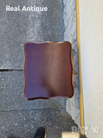 Прекрасна антикварна английска масичка , снимка 6 - Маси - 47882619