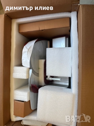 Колбасорезачка Berkel home line 250mm, снимка 3 - Обзавеждане на кухня - 52442804