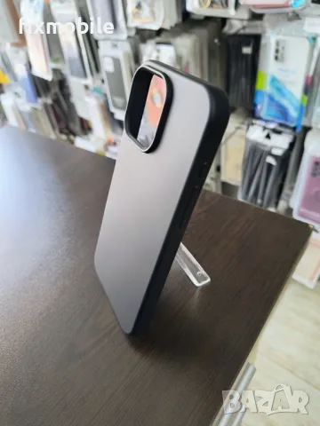 Apple iPhone 16 Pro Max Силиконов гръб/кейс, снимка 3 - Калъфи, кейсове - 49433655