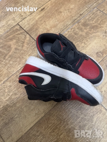 Детски Jordan 30 номер, снимка 2 - Детски маратонки - 56383086