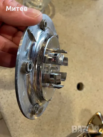 Капачка за джанта Audi, снимка 4 - Гуми и джанти - 48443269