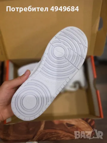 Nike Court Borough Low 2 – чисто нови, бели, №38.5, снимка 2 - Маратонки - 56077219