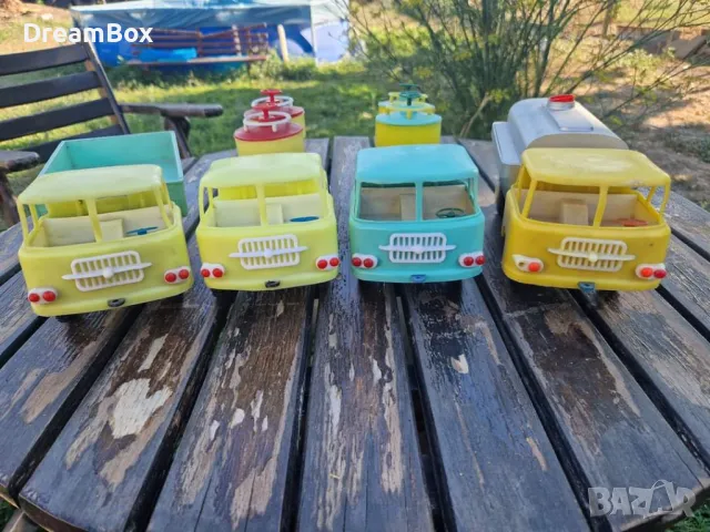 Стари Соц играчки , снимка 5 - Коли, камиони, мотори, писти - 47413506