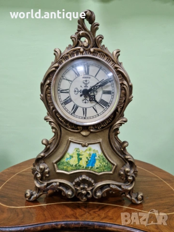 Прекрасен антикварен настолен каминен часовник , снимка 2 - Антикварни и старинни предмети - 53214260