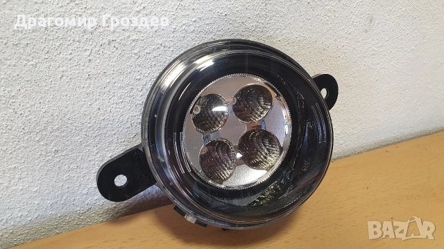 Дясна DRL ( дневна светлина) и халоген за Renault Twingo III / Рено Туинго (2014-2019)