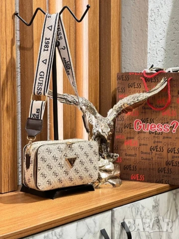 чанти guess 
