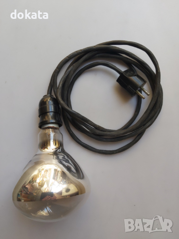Луминисцентна лампа с кабел.