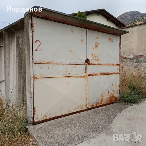 Гаражна врата комплект с рамката
