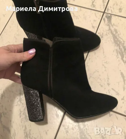 Черни боти от велур